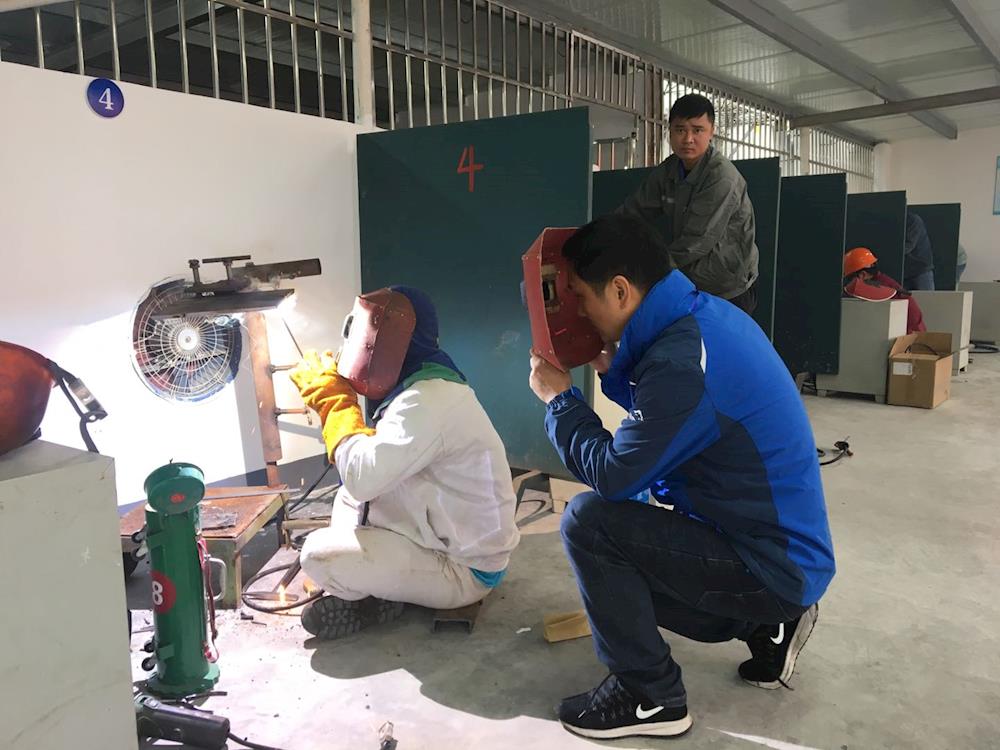 bd56ca969d394d949aa80dd701d59a33.jpg bd56ca969d394d949aa80dd701d59a33.jpg