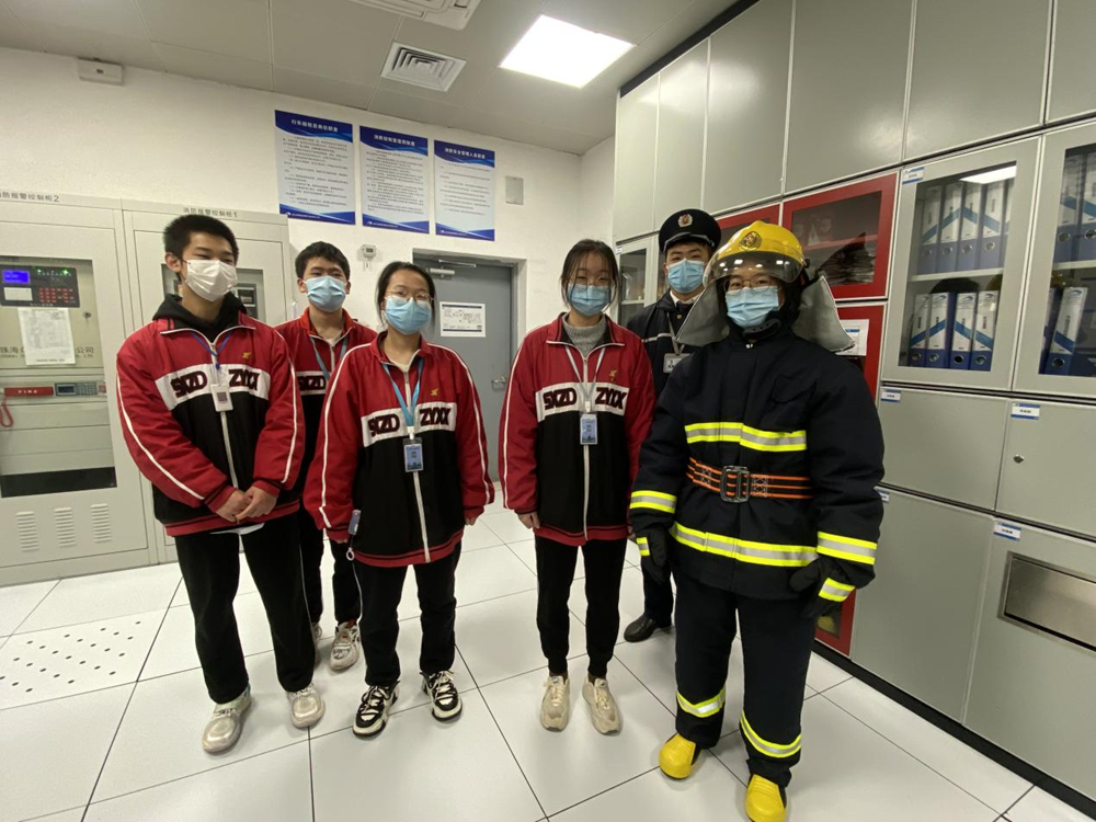 2f2d89b67b2847e18580077ad7de1391.png 2f2d89b67b2847e18580077ad7de1391.png