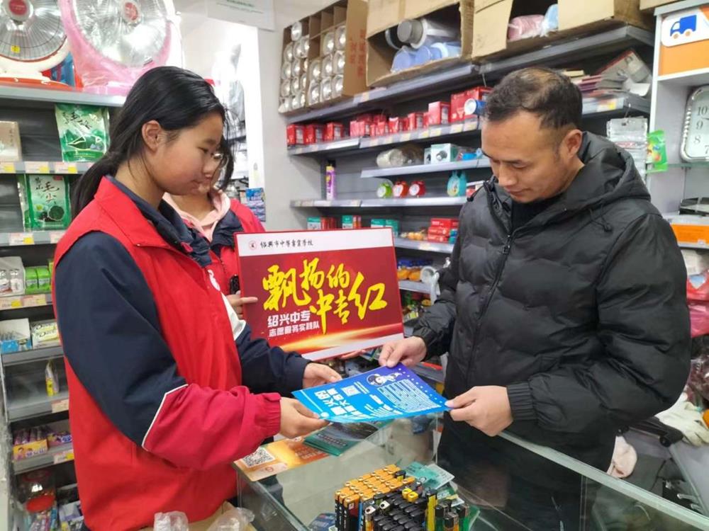 35e087d1973c437e9013e408cb1e9a1c.jpg 35e087d1973c437e9013e408cb1e9a1c.jpg