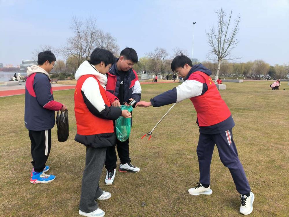 ce27aa870eac4c43803f904b421898d2.jpg ce27aa870eac4c43803f904b421898d2.jpg