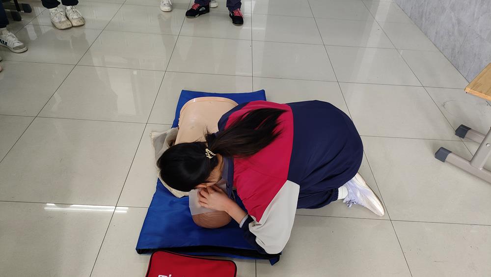 2dc6ceeca7f04e16a646944198bdca83.jpg 2dc6ceeca7f04e16a646944198bdca83.jpg