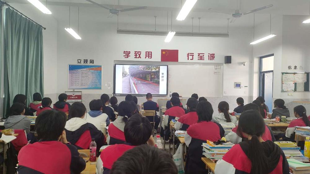 ea5fcff892884768b2c64e6afc75c495.jpg ea5fcff892884768b2c64e6afc75c495.jpg