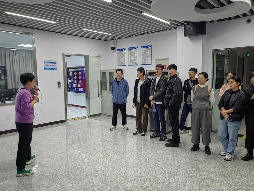 1e795e8e42804fc28e12b10306caffab.jpg 1e795e8e42804fc28e12b10306caffab.jpg