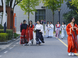 汉服出行日活动
